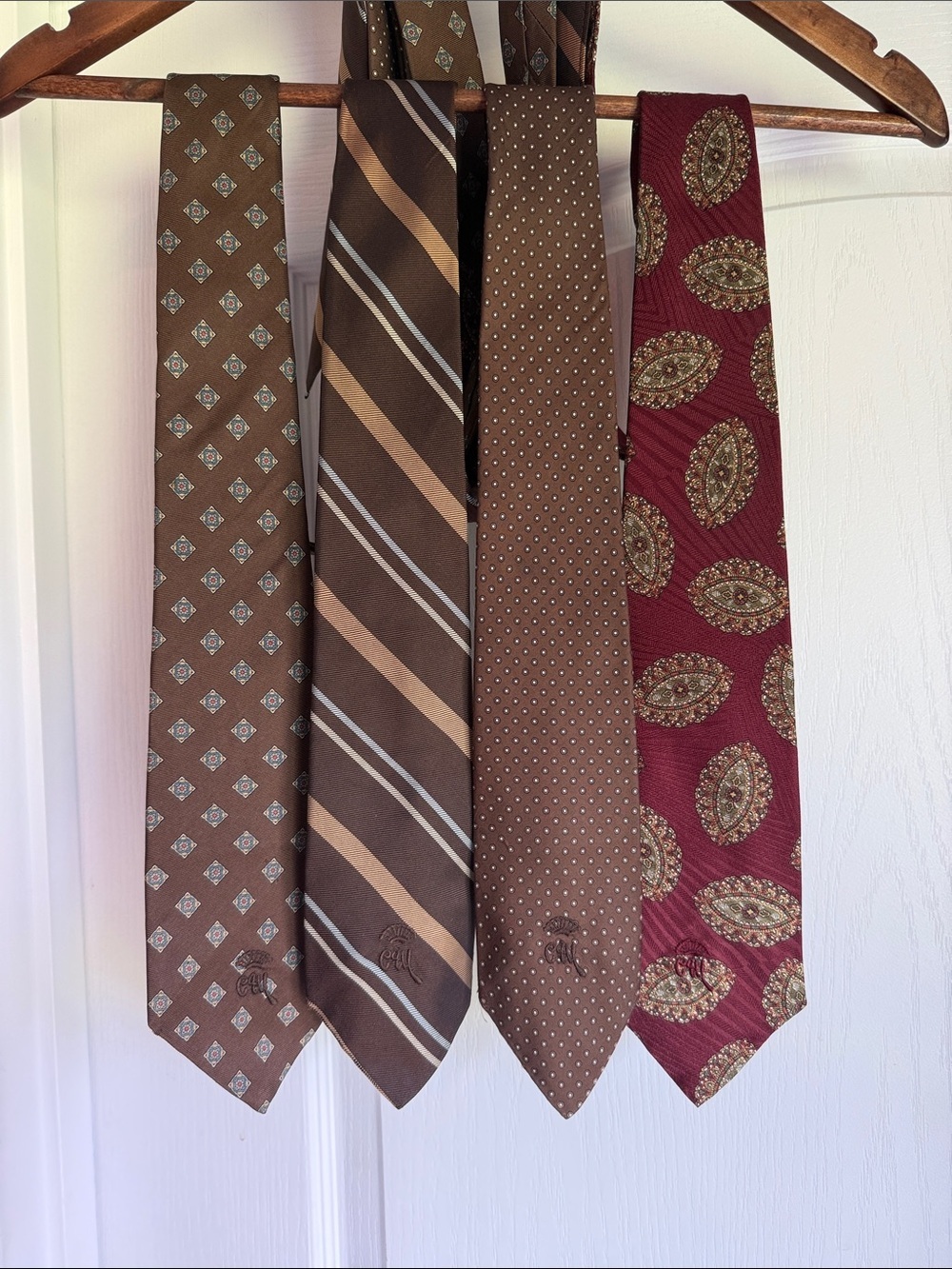 Countess Wara tie Men's Brown and Burgundy Patterned tie bundle